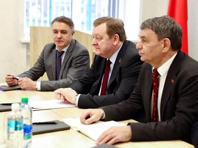 Встреча Сергея Алейника с трудовым коллективом СП ООО "Фармлэнд"